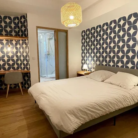 Les Moutons De - Garage Prive Котре