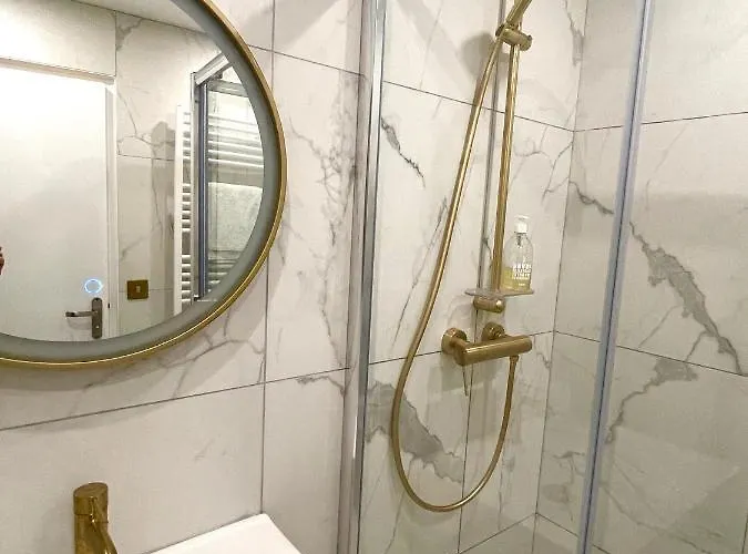 Les Moutons De - Garage Prive *