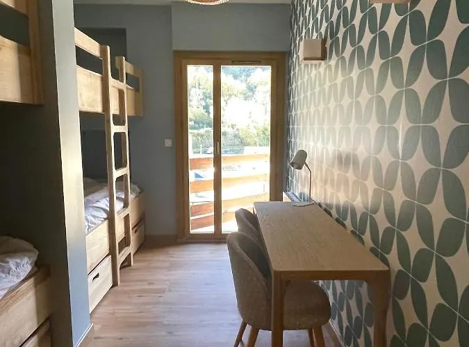 Les Moutons De - Garage Prive * Котре