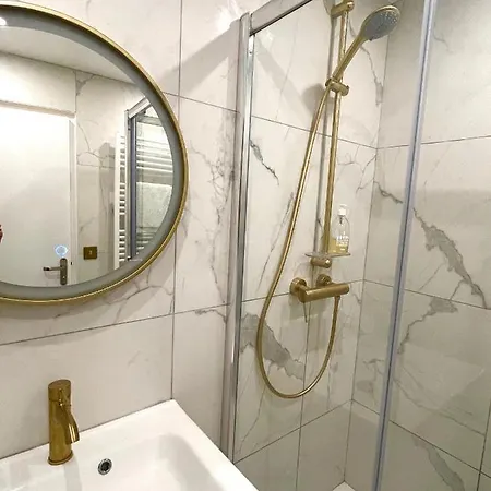 Les Moutons De - Garage Privé *